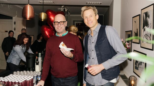 Vimmelbilder från höstens första casefrukost