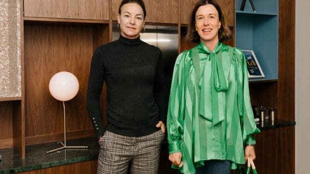 Vimmelbilder från höstens första casefrukost