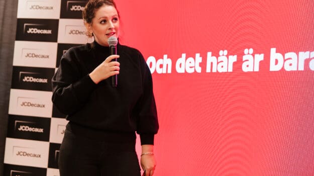 Vimmelbilder från höstens första casefrukost